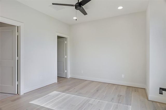 1112 Dart Street, Houston, TX 77007