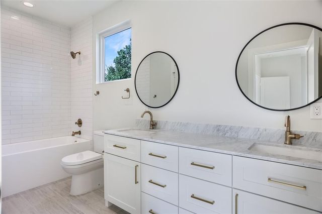1112 Dart Street, Houston, TX 77007