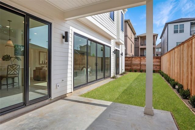 1112 Dart Street, Houston, TX 77007