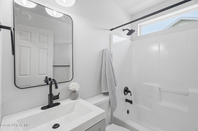 1664 W Durham DR, Coeur D'alene, ID 83815