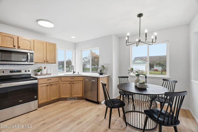 1664 W Durham DR, Coeur D'alene, ID 83815