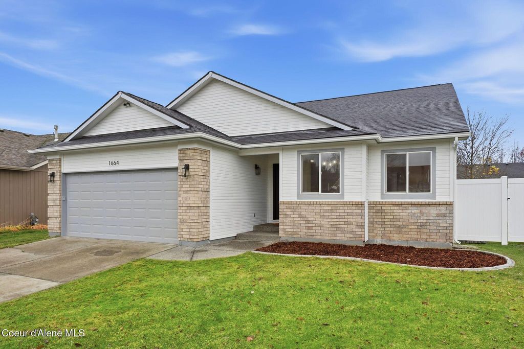 1664 W Durham DR, Coeur D'alene, ID 83815