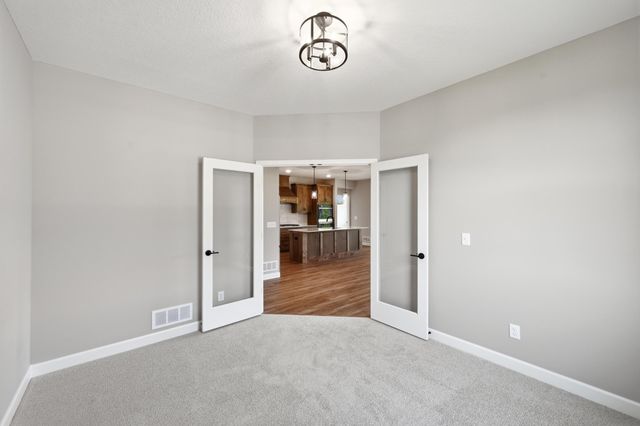 916 Kepler Avenue NE, Hanover, MN 55341