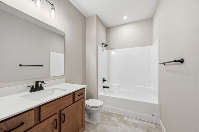 916 Kepler Avenue NE, Hanover, MN 55341