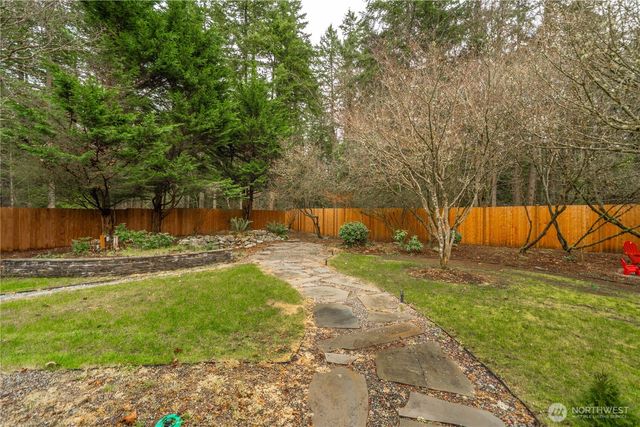 22335 SE 244th Place, Maple Valley, WA 98038
