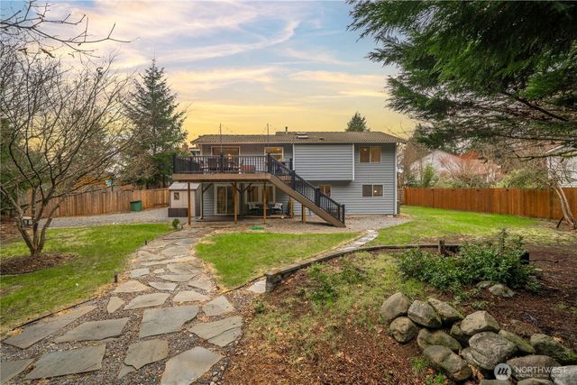 22335 SE 244th Place, Maple Valley, WA 98038