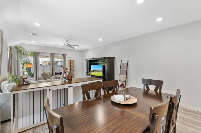 353 Salerio Way, Conroe, TX 77301