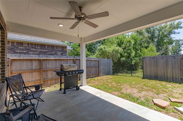 353 Salerio Way, Conroe, TX 77301