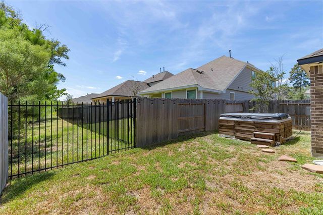 353 Salerio Way, Conroe, TX 77301