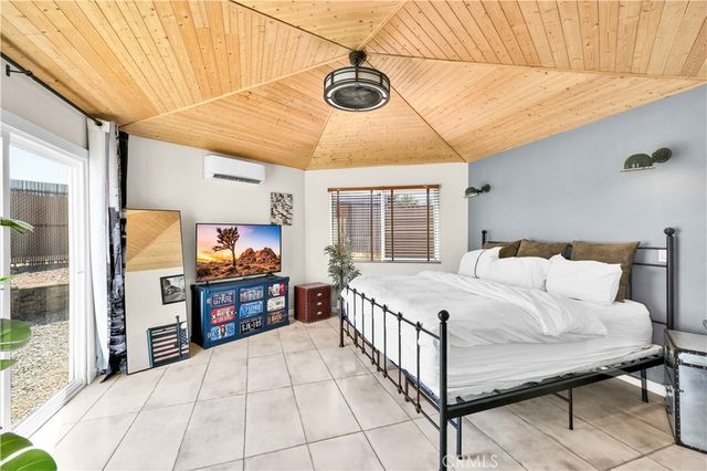6888 Sunnyhill Road, Joshua Tree, CA 92252