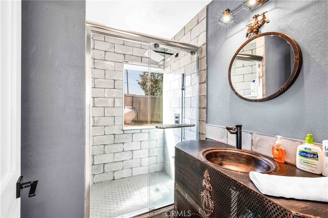 6888 Sunnyhill Road, Joshua Tree, CA 92252