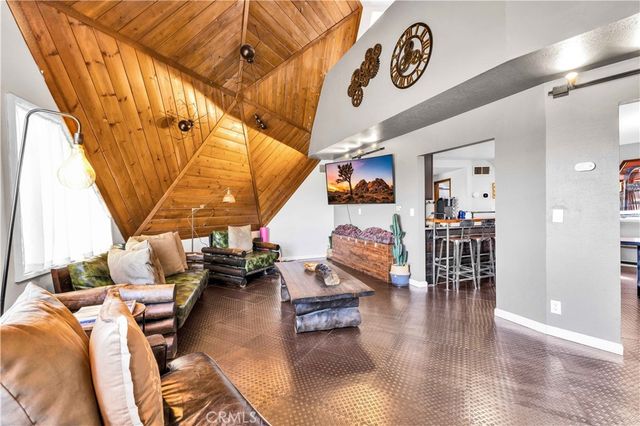 6888 Sunnyhill Road, Joshua Tree, CA 92252