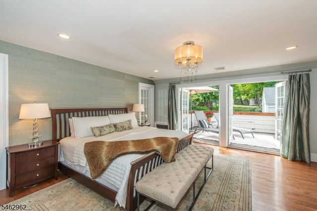 486 Ridgewood Ave, Glen Ridge Boro Twp., NJ 07028