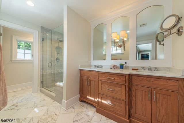 486 Ridgewood Ave, Glen Ridge Boro Twp., NJ 07028