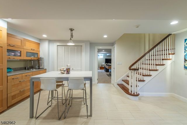 486 Ridgewood Ave, Glen Ridge Boro Twp., NJ 07028