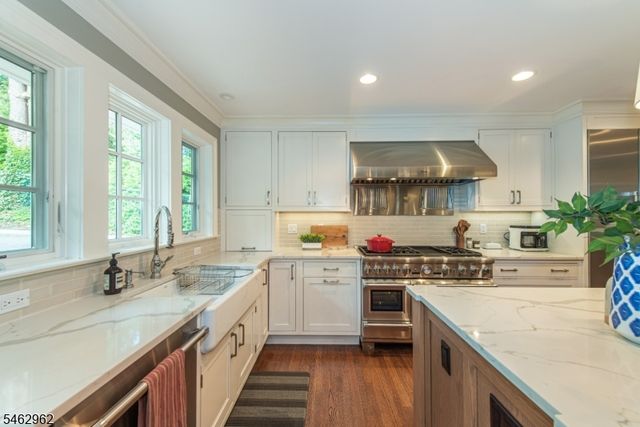 486 Ridgewood Ave, Glen Ridge Boro Twp., NJ 07028