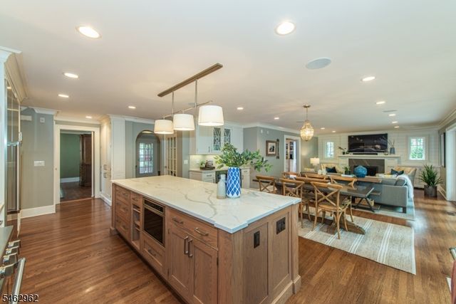486 Ridgewood Ave, Glen Ridge Boro Twp., NJ 07028