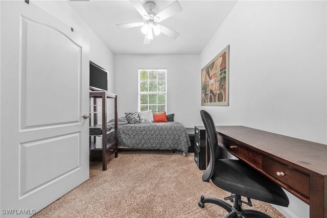 5633 Cove CIR 58, Naples, FL 34119