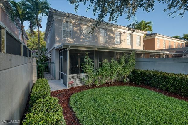 5633 Cove CIR 58, Naples, FL 34119