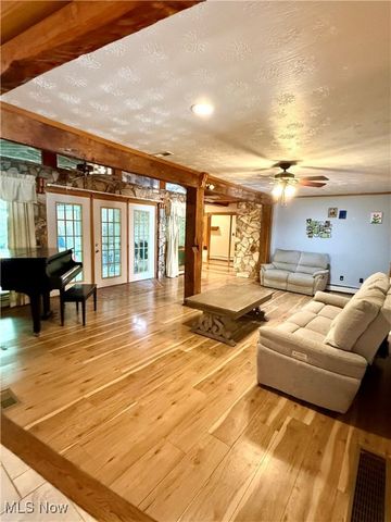 46605 Main Street, Jacobsburg, OH 43933