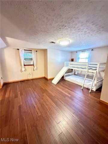 46605 Main Street, Jacobsburg, OH 43933