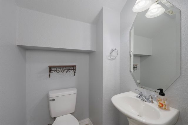 8444 Parkdale Drive, North Richland Hills, TX 76182