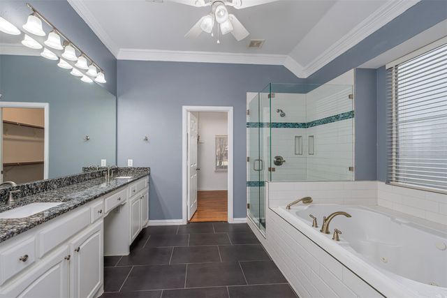 8444 Parkdale Drive, North Richland Hills, TX 76182