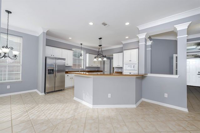 8444 Parkdale Drive, North Richland Hills, TX 76182