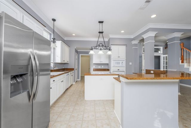 8444 Parkdale Drive, North Richland Hills, TX 76182