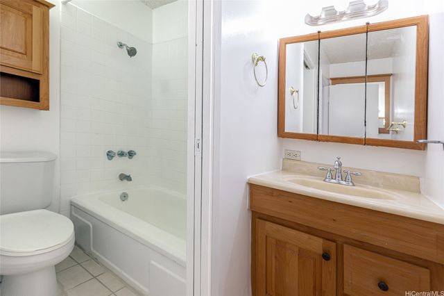 1459 Pele Street 211, Honolulu, HI 96813