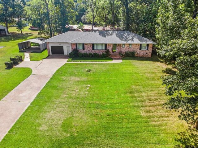 246 Angela Ln., Henderson, TX 75654