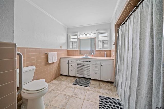 246 Angela Ln., Henderson, TX 75654