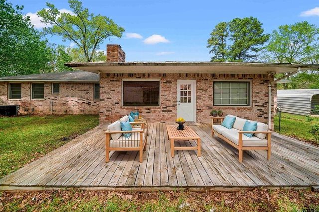 246 Angela Ln., Henderson, TX 75654