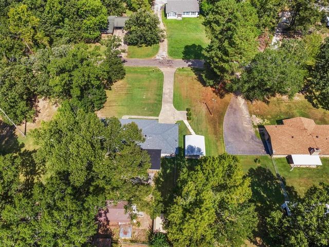246 Angela Ln., Henderson, TX 75654