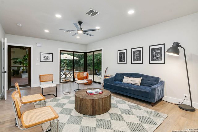9 Mission Trace, New Braunfels, TX 78130