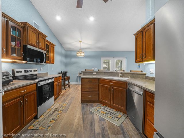 5430 Lakewood Road, Sebring, FL 33875