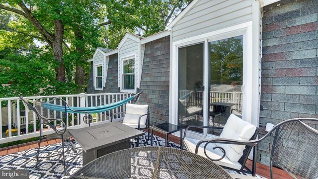 5604 DOVER ST, Churchton, MD 20733