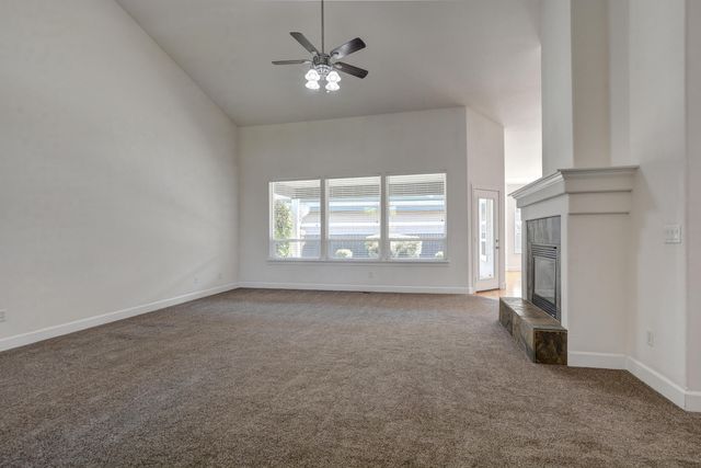 108 Sandridge Way, Eagle Point, OR 97524