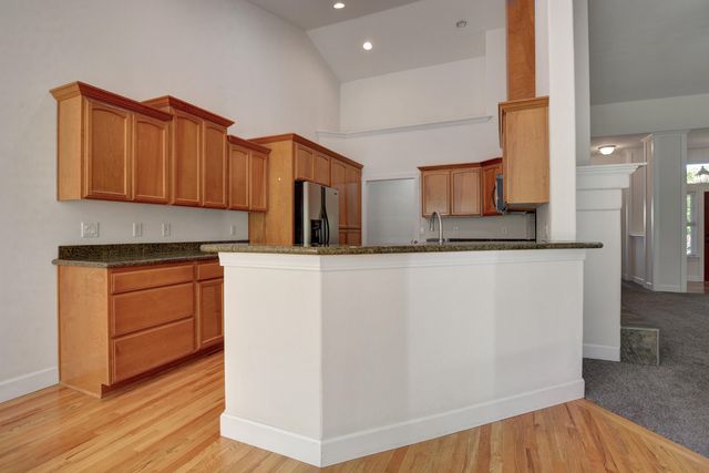 108 Sandridge Way, Eagle Point, OR 97524