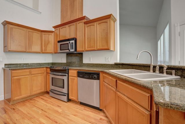108 Sandridge Way, Eagle Point, OR 97524