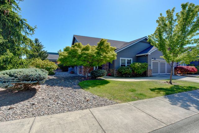 108 Sandridge Way, Eagle Point, OR 97524