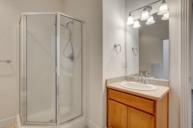 108 Sandridge Way, Eagle Point, OR 97524