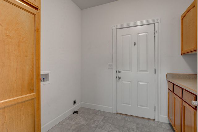 108 Sandridge Way, Eagle Point, OR 97524