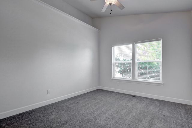 108 Sandridge Way, Eagle Point, OR 97524