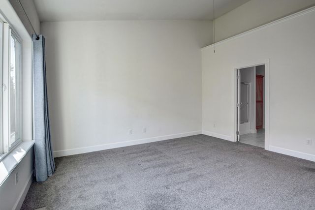 108 Sandridge Way, Eagle Point, OR 97524