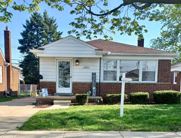 13651 Castle Street, Southgate, MI 48195