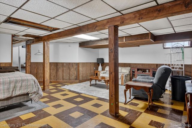 13651 Castle Street, Southgate, MI 48195