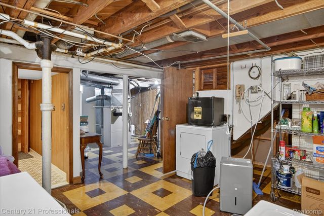 13651 Castle Street, Southgate, MI 48195