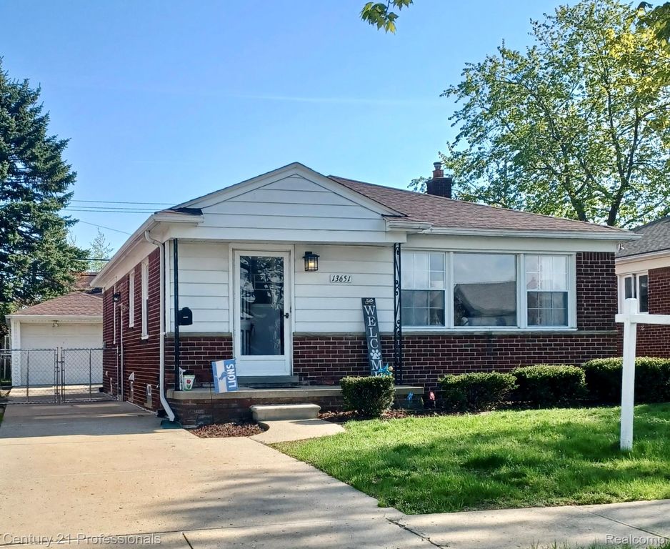 13651 Castle Street, Southgate, MI 48195
