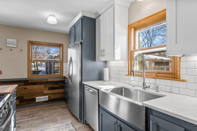 311 Monroe Avenue S, Edina, MN 55343